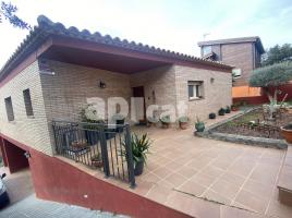 Houses (detached house), 233.00 m², almost new